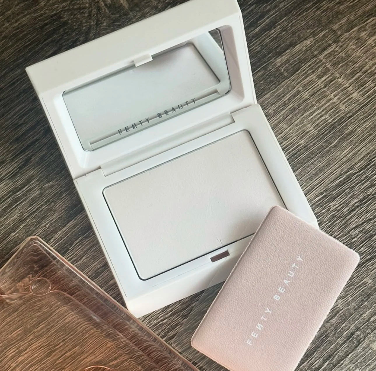 8.5g FentyBeauty Transparent Setting Makeup Powder Whiten Oil Control Matte Invisimatte Instant Setting Blotting Powder
